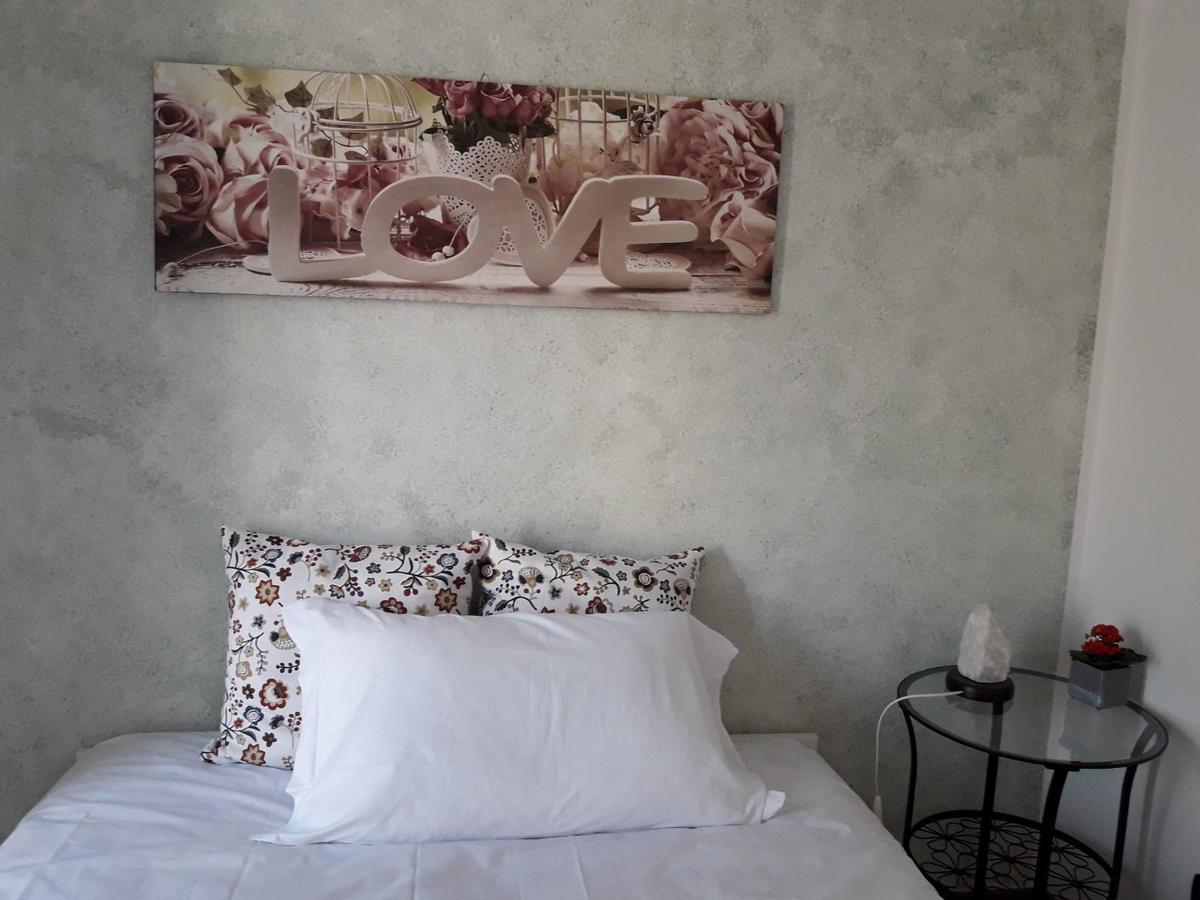 Bed and Breakfast Il Quadrifoglio à Milan Extérieur photo