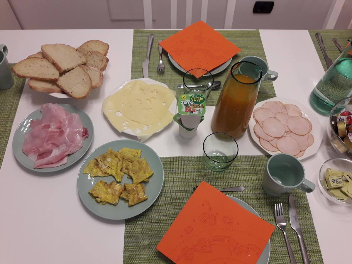 Bed and Breakfast Il Quadrifoglio à Milan Extérieur photo